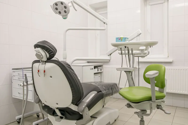 Фото Три Дантиста Плюс 1